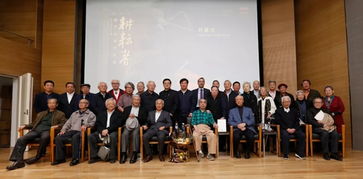 南振中，新闻战线的卓越耕耘者