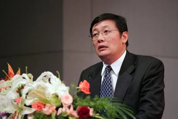曹兴信，时代先驱的引领者